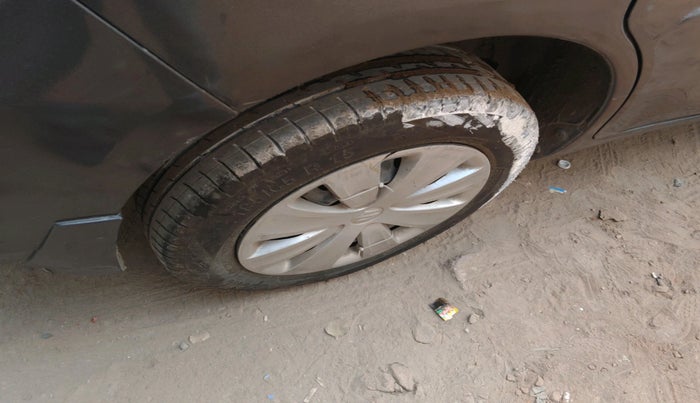 2017 Maruti Ertiga VDI SHVS, Diesel, Manual, 1,67,885 km, tyre