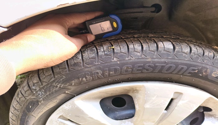 2014 Maruti Wagon R 1.0 VXI, Petrol, Manual, 63,800 km, tyre