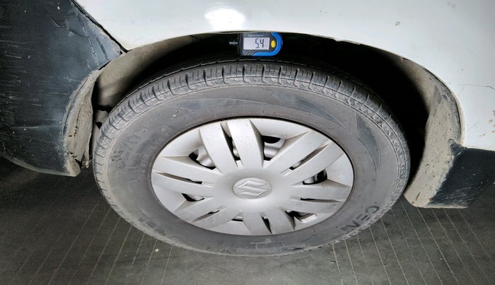 2019 Maruti Alto TOUR H1, Petrol, Manual, 1,35,044 km, tyre