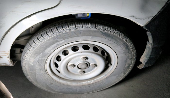 2019 Maruti Alto TOUR H1, Petrol, Manual, 1,35,044 km, tyre