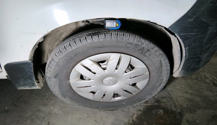 2019 Maruti Alto TOUR H1, Petrol, Manual, 1,35,044 km, tyre