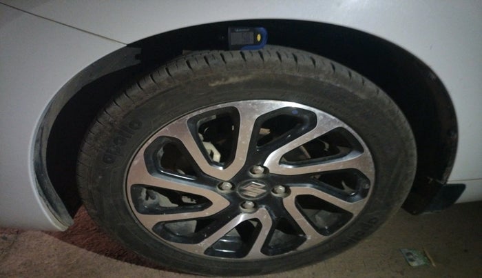 2023 Maruti Baleno ALPHA 1.2 AGS, Petrol, Automatic, 39,829 km, tyre