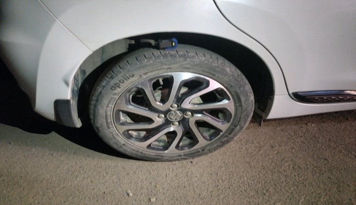 2023 Maruti Baleno ALPHA 1.2 AGS, Petrol, Automatic, 39,829 km, tyre