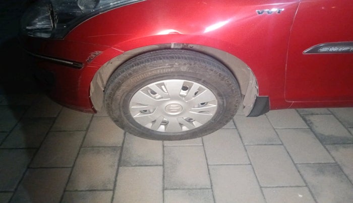 2013 Maruti Swift VXI, Petrol, Manual, 1,13,438 km, tyre