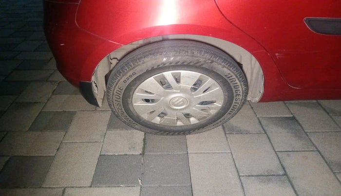 2013 Maruti Swift VXI, Petrol, Manual, 1,13,438 km, tyre