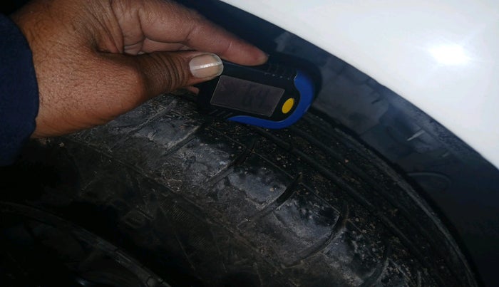 2016 Hyundai Elite i20 SPORTZ 1.2, Petrol, Manual, 44,254 km, tyre