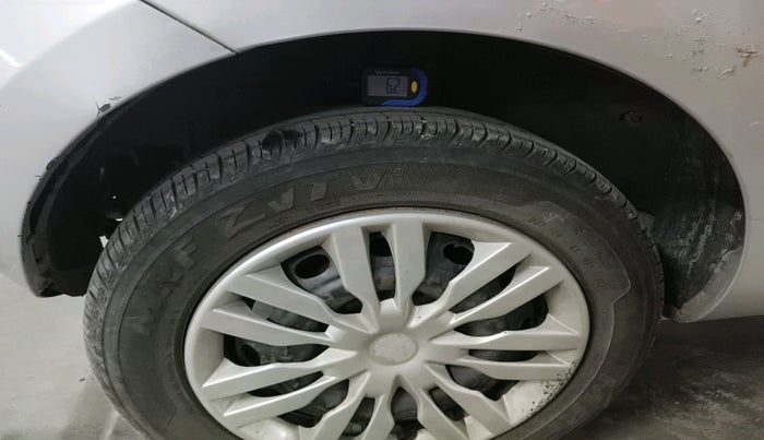 2011 Tata Indica Vista VX QUADRAJET, Diesel, Manual, 47,006 km, tyre