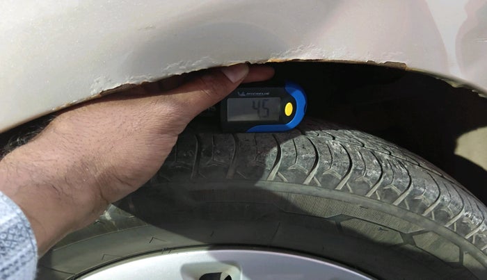 2013 Hyundai i10 SPORTZ 1.2, Petrol, Manual, 57,313 km, tyre