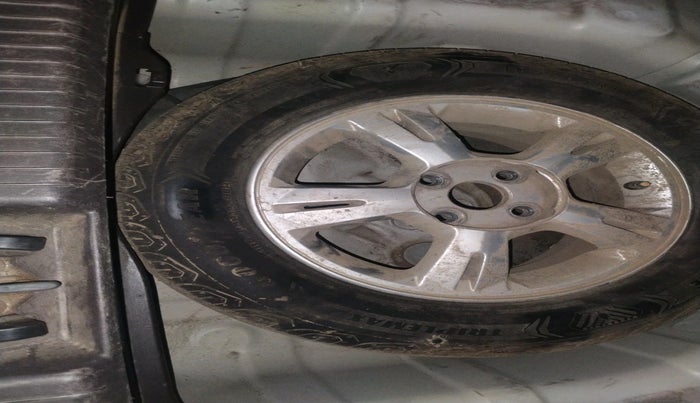 2011 Hyundai i20 ASTA 1.2, Petrol, Manual, 84,467 km, tyre