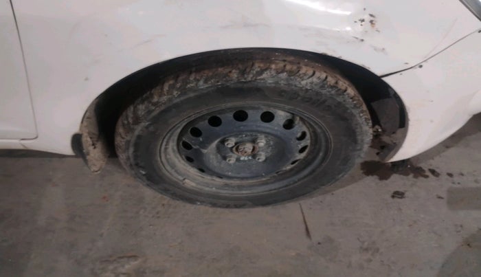 2011 Hyundai i20 ASTA 1.2, Petrol, Manual, 84,467 km, tyre