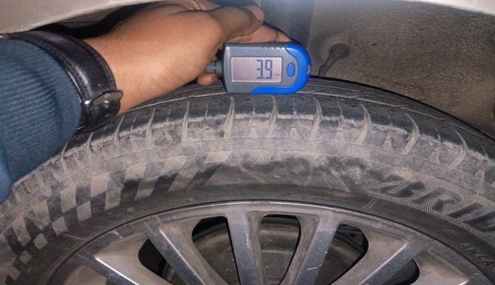 2014 Tata Zest XM PETROL, Petrol, Manual, 1,36,654 km, tyre