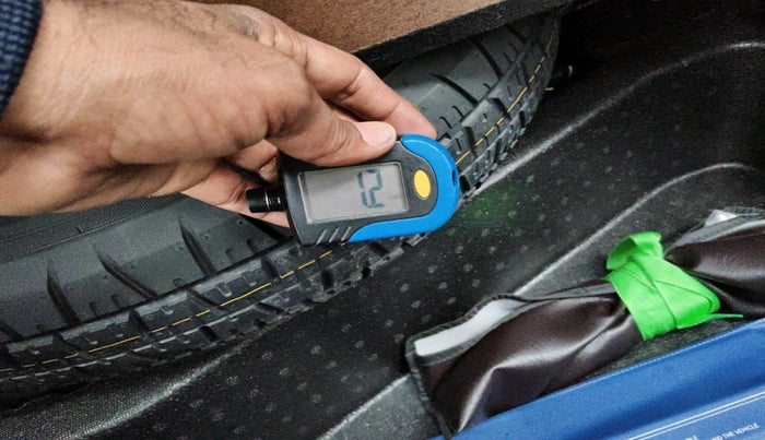 2024 Honda City EHEV ZX, Hybrid, Automatic, 24,467 km, tyre