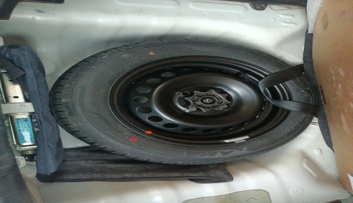 2018 Hyundai Grand i10 MAGNA 1.2 KAPPA VTVT, Petrol, Manual, 44,619 km, tyre