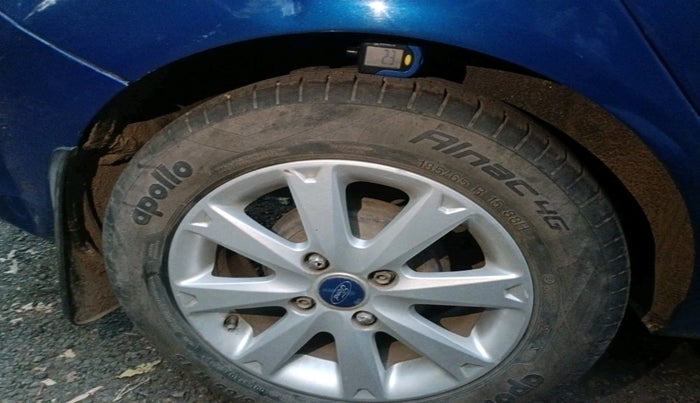 2011 Ford Fiesta TITANIUM+ DIESEL, Diesel, Manual, 1,52,703 km, tyre