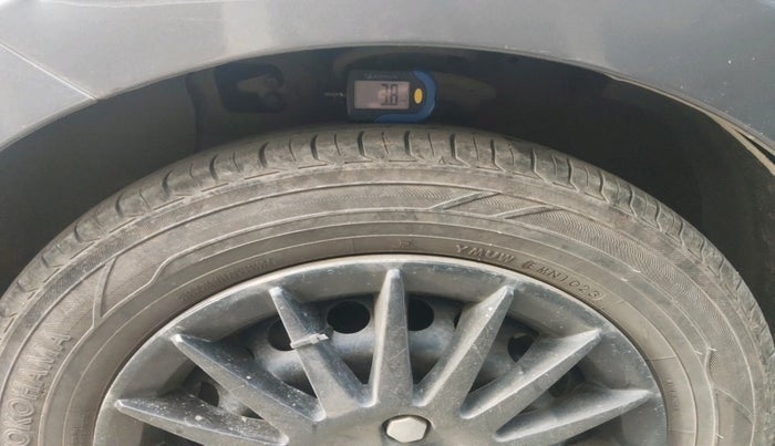 2015 Hyundai Grand i10 SPORTZ 1.2 KAPPA VTVT, Petrol, Manual, 90,355 km, tyre