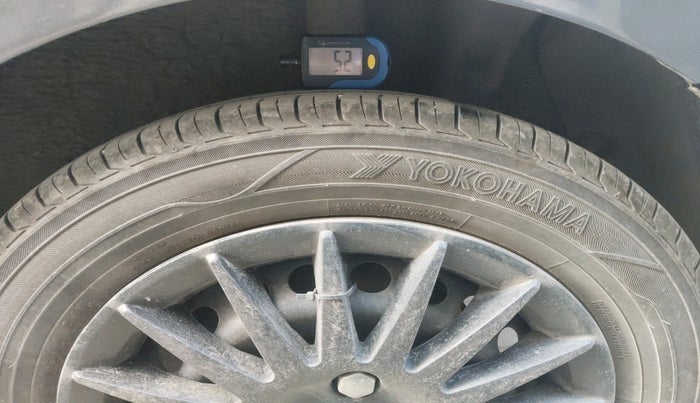 2015 Hyundai Grand i10 SPORTZ 1.2 KAPPA VTVT, Petrol, Manual, 90,355 km, tyre