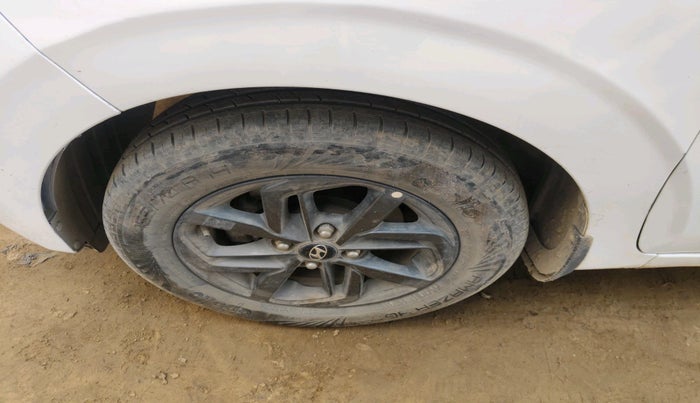 2020 Hyundai GRAND I10 NIOS SPORTZ 1.2 KAPPA VTVT, Petrol, Manual, 28,562 km, tyre