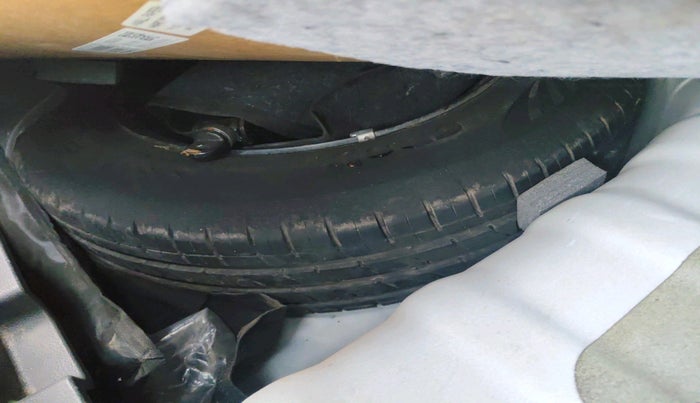 2020 Hyundai GRAND I10 NIOS SPORTZ 1.2 KAPPA VTVT, Petrol, Manual, 28,562 km, tyre