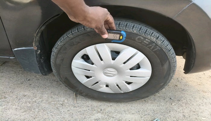 2014 Maruti Alto 800 LXI, Petrol, Manual, 65,713 km, tyre