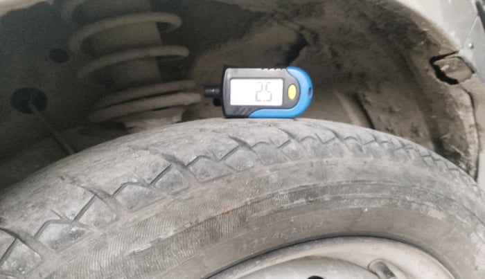 2011 Maruti Wagon R 1.0 LXI, Petrol, Manual, 61,528 km, tyre