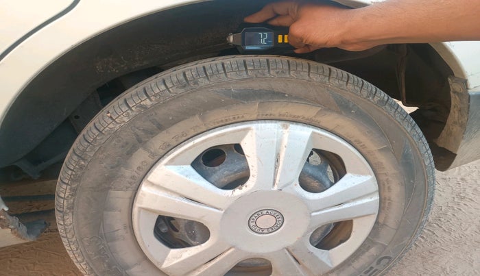 2016 Maruti Alto 800 LXI, Petrol, Manual, 86,725 km, tyre