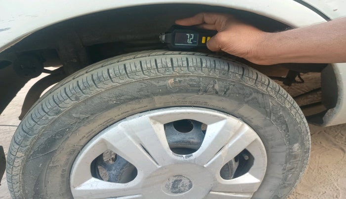 2016 Maruti Alto 800 LXI, Petrol, Manual, 86,725 km, tyre