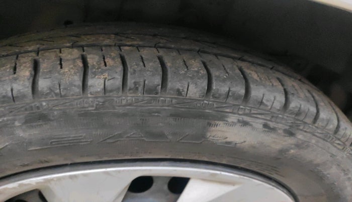 2015 Honda Amaze 1.5L I-DTEC S, Diesel, Manual, 1,23,343 km, tyre