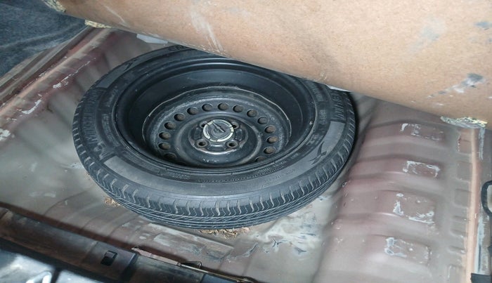 2011 Honda City 1.5L I-VTEC E MT, Petrol, Manual, 1,04,616 km, tyre