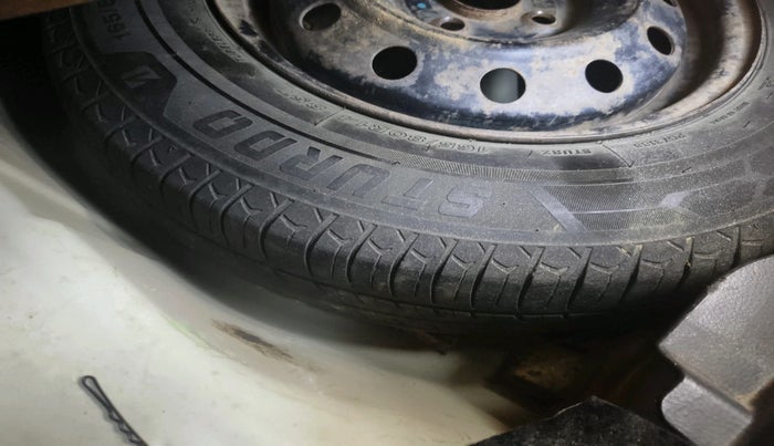 2014 Maruti Swift Dzire VDI, Diesel, Manual, 1,62,141 km, tyre