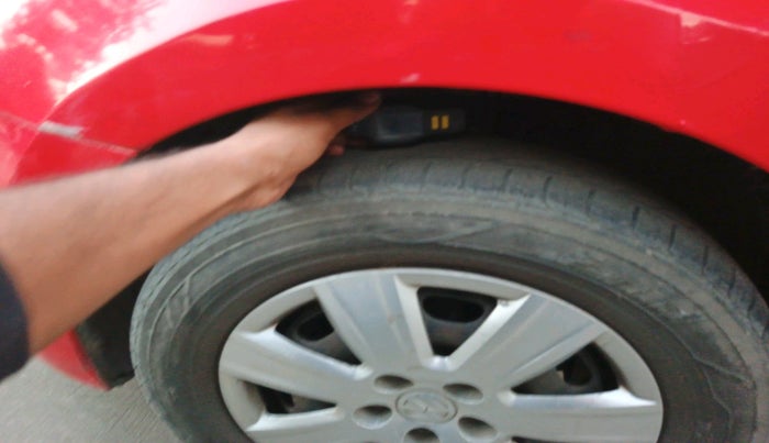 2011 Volkswagen Polo TRENDLINE 1.2L DIESEL, Diesel, Manual, 1,22,726 km, tyre