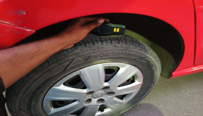 2011 Volkswagen Polo TRENDLINE 1.2L DIESEL, Diesel, Manual, 1,22,726 km, tyre