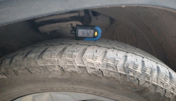 2019 KIA SELTOS HTK PLUS 1.5, Petrol, Manual, 1,00,566 km, tyre