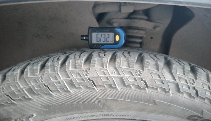 2019 KIA SELTOS HTK PLUS 1.5, Petrol, Manual, 1,00,566 km, tyre