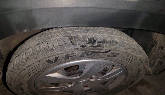 2016 Renault Kwid RXT 0.8, Petrol, Manual, 96,166 km, tyre