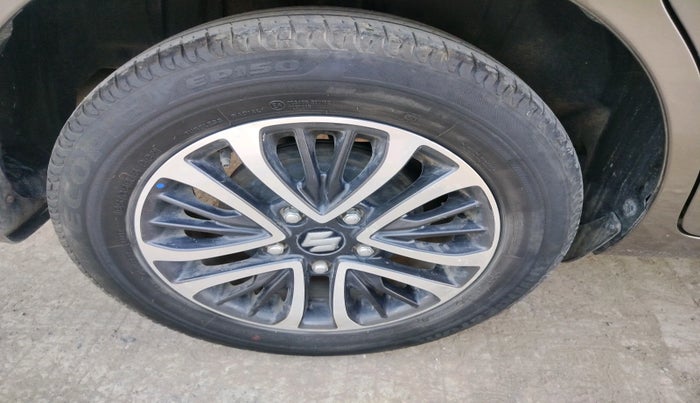 2023 Maruti Ertiga ZXI (O) CNG, Petrol, Manual, 33,334 km, tyre