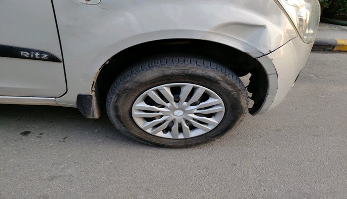 2011 Maruti Ritz VXI, Petrol, Manual, 1,27,596 km, tyre
