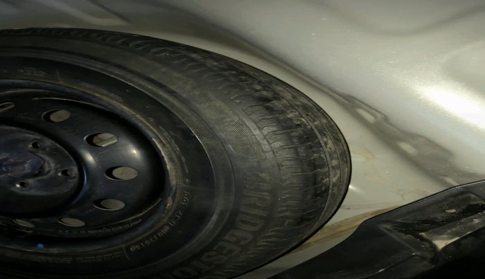 2019 Maruti Swift VXI AMT, Petrol, Automatic, 34,002 km, tyre