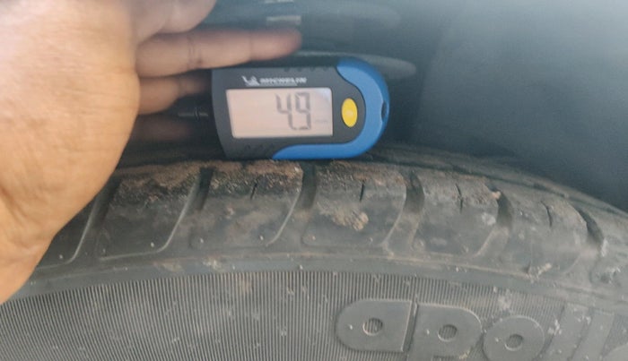 2023 Maruti Dzire VXI AMT, Petrol, Automatic, 26,480 km, tyre