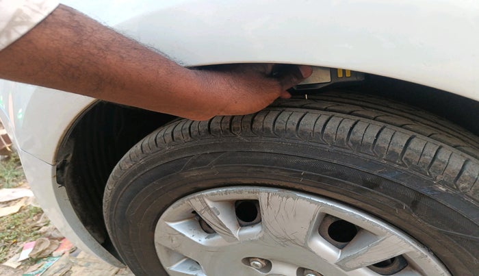 2012 Hyundai i20 MAGNA 1.4 CRDI, Diesel, Manual, 1,24,164 km, tyre