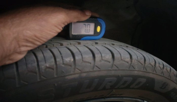 2017 Maruti Wagon R 1.0 VXI AMT, Petrol, Automatic, 27,795 km, tyre