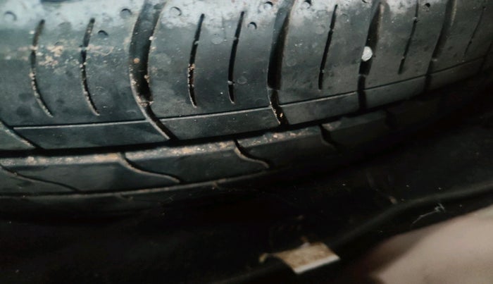 2020 Maruti Baleno ZETA PETROL 1.2, Petrol, Manual, 41,716 km, tyre