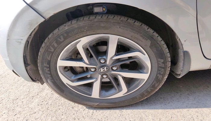 2019 Hyundai GRAND I10 NIOS SPORTZ AMT 1.2 KAPPA VTVT, Petrol, Automatic, 84,019 km, tyre