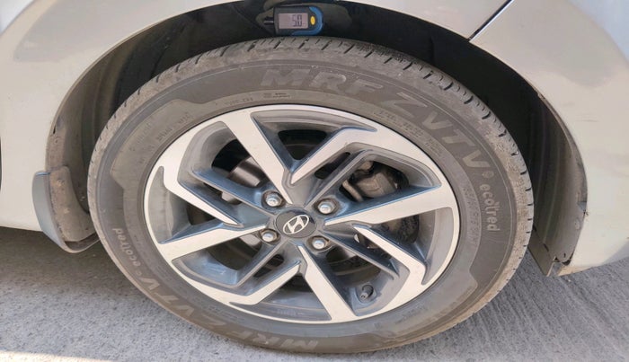 2019 Hyundai GRAND I10 NIOS SPORTZ AMT 1.2 KAPPA VTVT, Petrol, Automatic, 84,019 km, tyre