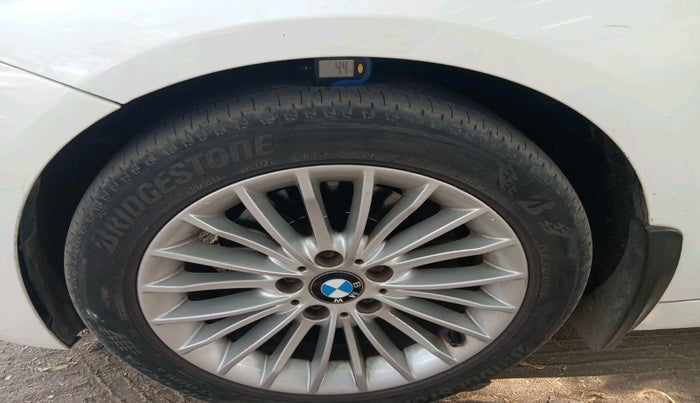 2013 BMW 3 Series 320D LUXURYLINE, Diesel, Automatic, 1,14,000 km, tyre