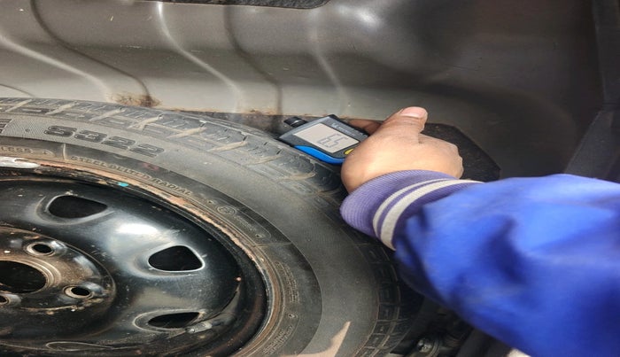 2016 Maruti Alto K10 VXI AMT, Petrol, Automatic, 48,121 km, tyre