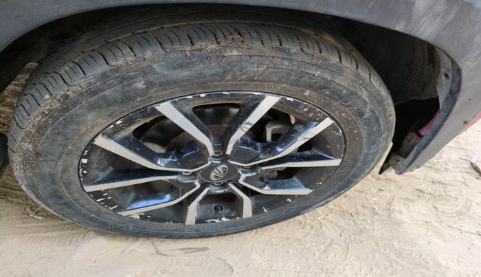 2017 Mahindra KUV 100 NXT K8 D 6 STR, Diesel, Manual, 44,443 km, tyre