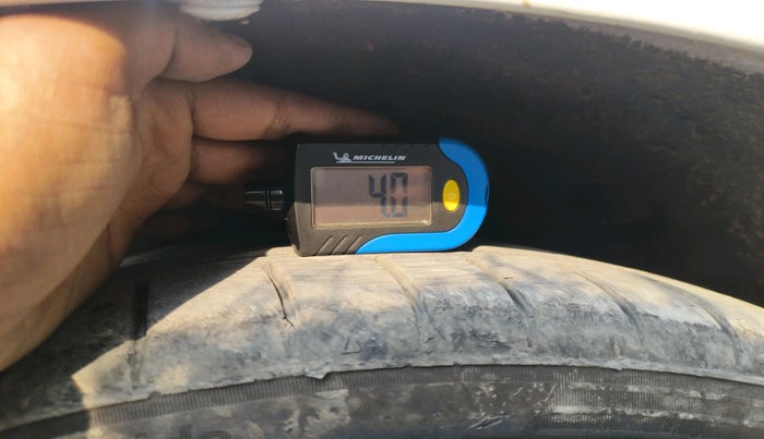 2015 Audi A6 35 TDI Limousine, Diesel, Automatic, 89,121 km, tyre