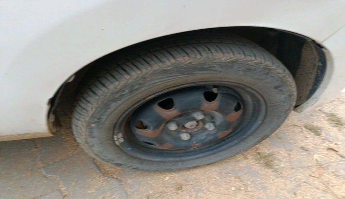 2016 Maruti Alto K10 VXI, Petrol, Manual, 46,294 km, tyre