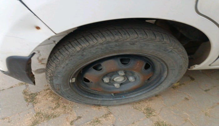 2016 Maruti Alto K10 VXI, Petrol, Manual, 46,294 km, tyre