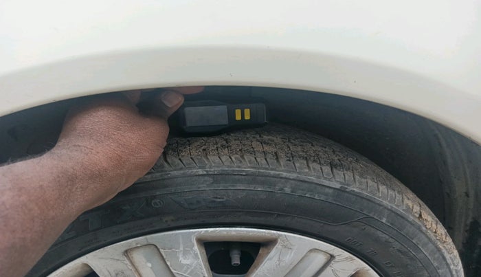 2011 Ford Figo TITANIUM 1.2 PETROL, Petrol, Manual, 85,454 km, tyre